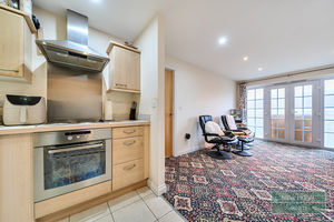 Photo 5- click for photo gallery
